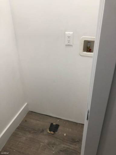 Main picture of 472 Avenue Y