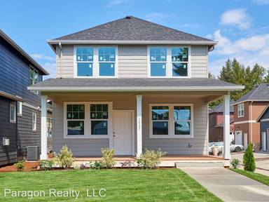 Main picture of 1015 Water Ave NE