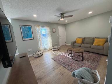 Main picture of 3309 Bridges St