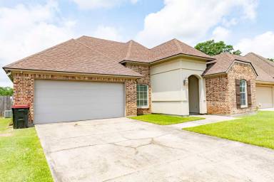 Main picture of 308 Forest Creek Dr