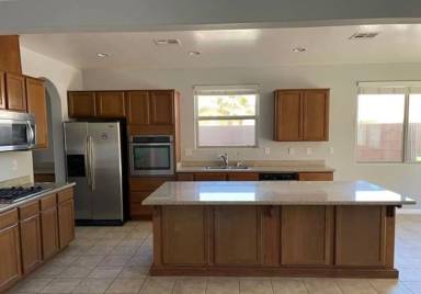 Main picture of 576 Glassford Ct