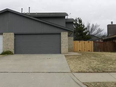 Main picture of 2707 NW Friar Tuck Ln