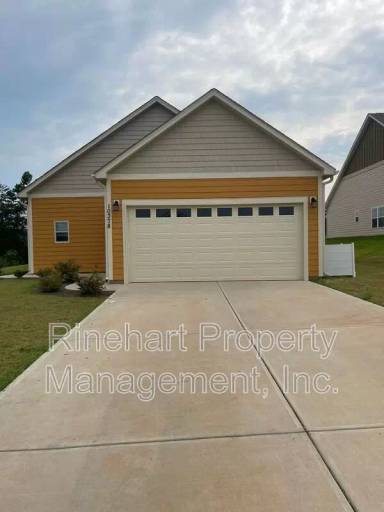 Main picture of 10378 Lakeshore Dr