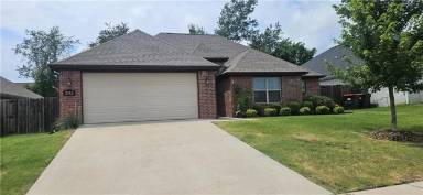 Main picture of 3242 Barbara Bird St