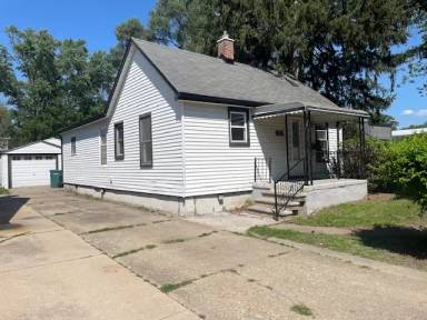 Main picture of 20925 Outer Dr
