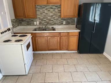 Main picture of 107 Madrid St