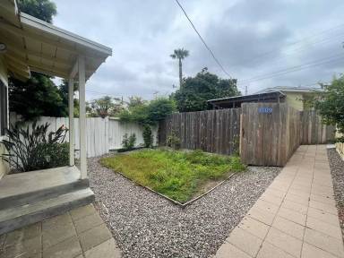 Main picture of 1607 Robinson Ave