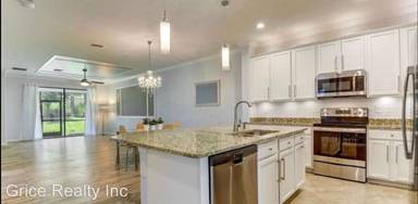 Main picture of 9170 Woodhurst Dr