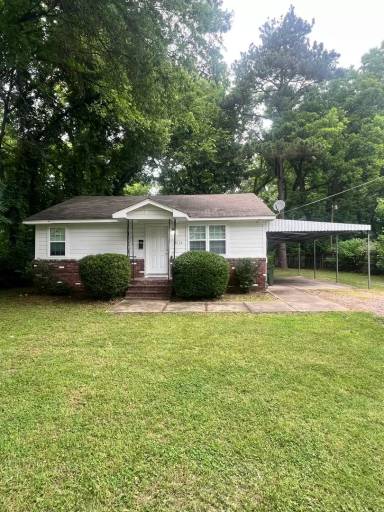 Main picture of 5114 School Ave
