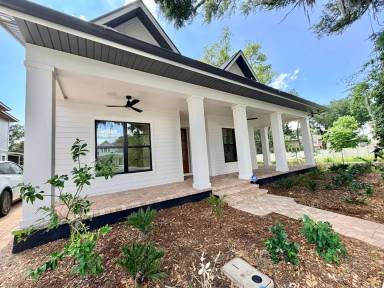 Main picture of 709 Garden West Ter