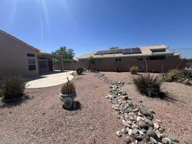 Main picture of 19231 N Coyote Lakes Pkwy