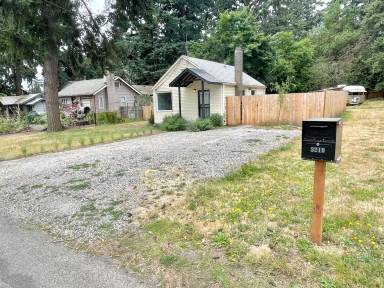 Main picture of 3219 SE 119th Ave