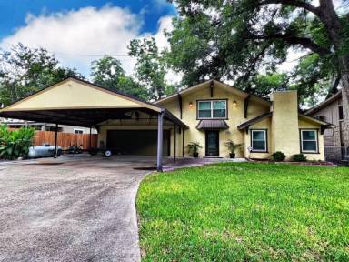 Main picture of 179 E El Camino Real