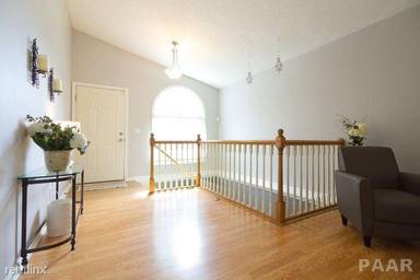 Main picture of 2411 W Jubilee Ln