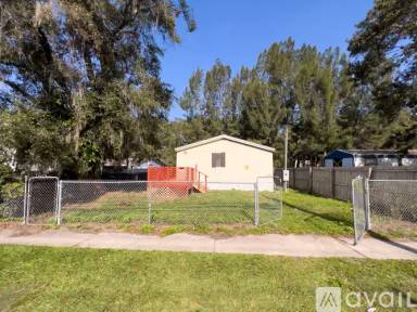 Main picture of 7704 Nundy Ave