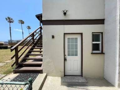 Main picture of 1708 S Pacific St