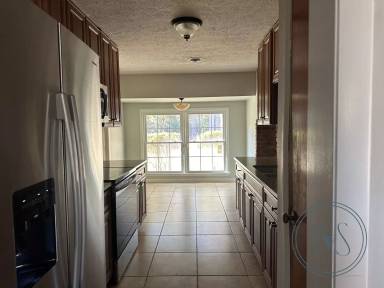Main picture of 513 N Main St