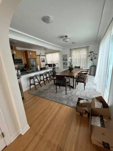 Main picture of 410 N Vista St
