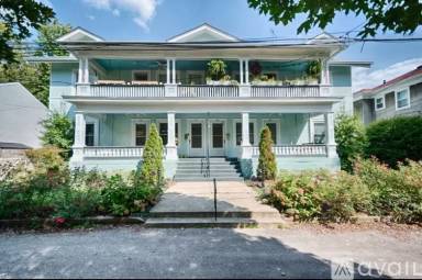 Main picture of 119 Forest Ct