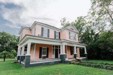 Main picture of 457 Forsyth St