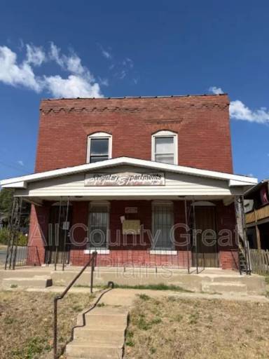 Main picture of 1058 Washington Blvd