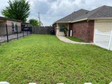 Main picture of 6746 Trail Lake Dr