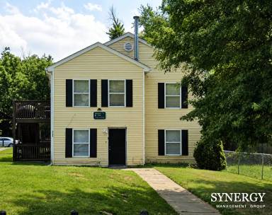 Main picture of 2702 Greenwood Ave