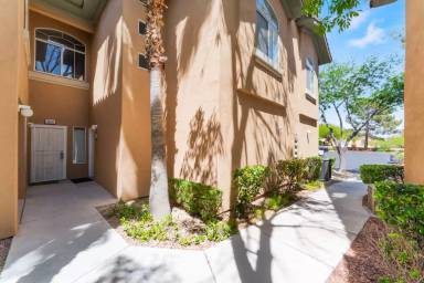 Main picture of 1705 Hills of Red Dr