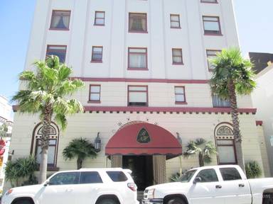 Main picture of 1360 Jones St