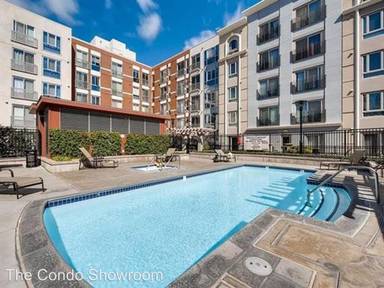 Main picture of Gaslamp City Square Condo
