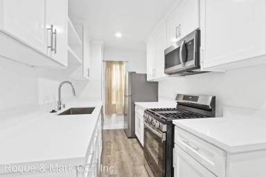 Main picture of 1323 12th St