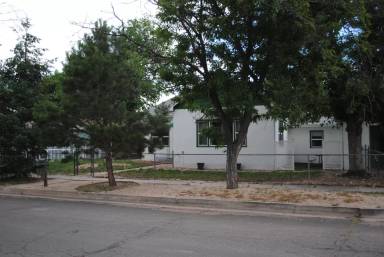 Main picture of 212 E Harrison St