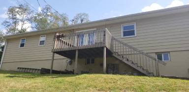 Main picture of 368 Summit
