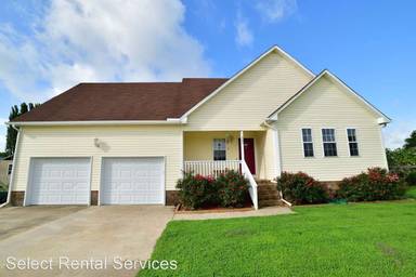Main picture of 203 Everett Dr