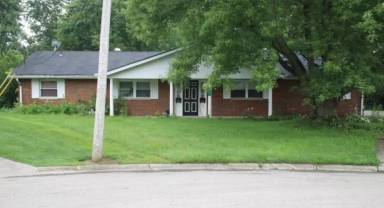Main picture of 21 Fay Dr