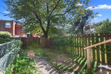 Main picture of 516 Wallace St