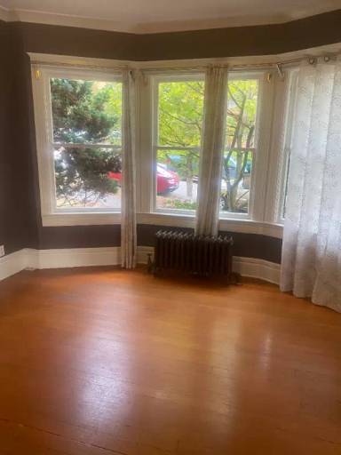 Main picture of 4275 Whitman Ave N