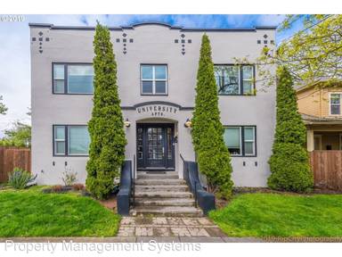 Main picture of 4763 N Lombard St