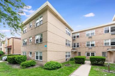 Main picture of 4629 Main St