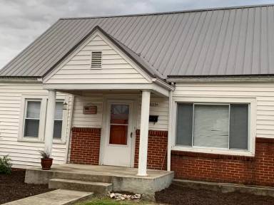 Main picture of 205 Unaka St