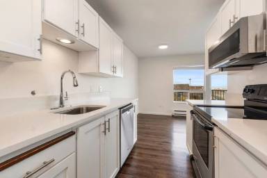 Main picture of 1004 Belmont Ave E