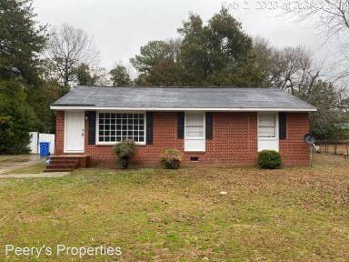 Main picture of 1927 Crestview Dr
