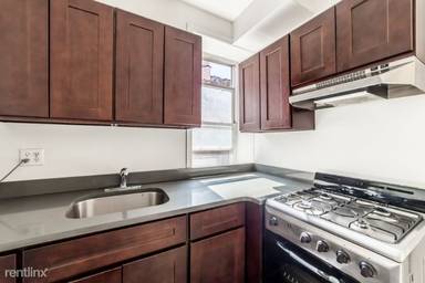 Main picture of 159 E 92nd St
