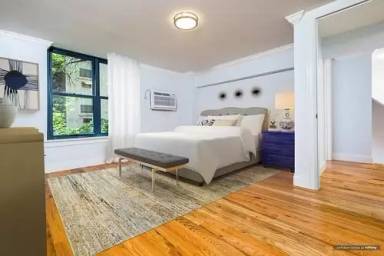 Main picture of 210-220 East 22nd Street