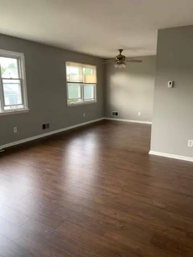 Main picture of 76 Kenosha St