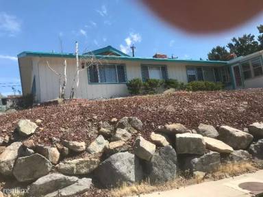 Main picture of 3200 Lodestar Ln