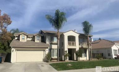 Main picture of 1240 Revelle Dr