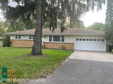 Main picture of 2351 Southhill Dr