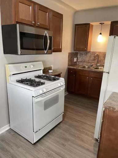 Main picture of 2841 Terrace Downs St