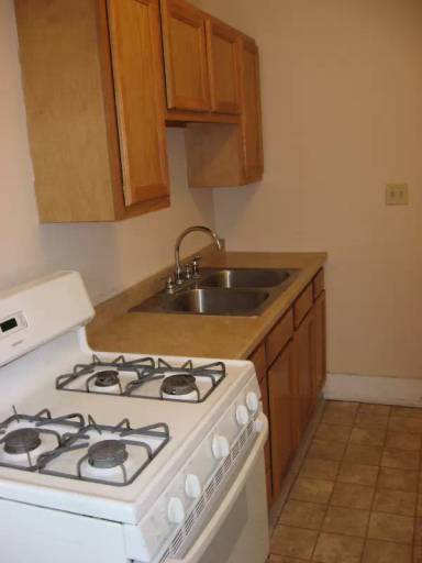 Main picture of 24 Washington St
